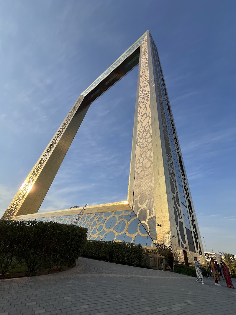 Dubai Frame - Dubai Frame Zabeel Park Jogging Track - Al Kifaf - Dubai - United Arab Emirates