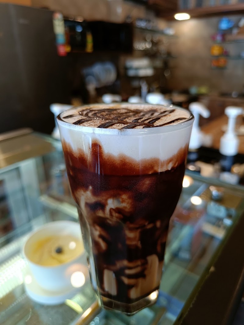 Chaai Centre Café & Co-working - Chaai Centre Café & Co-working Shop No-14, Mayuresh Cosmos, Sector 11, CBD Belapur, Navi Mumbai, Maharashtra 400614, India