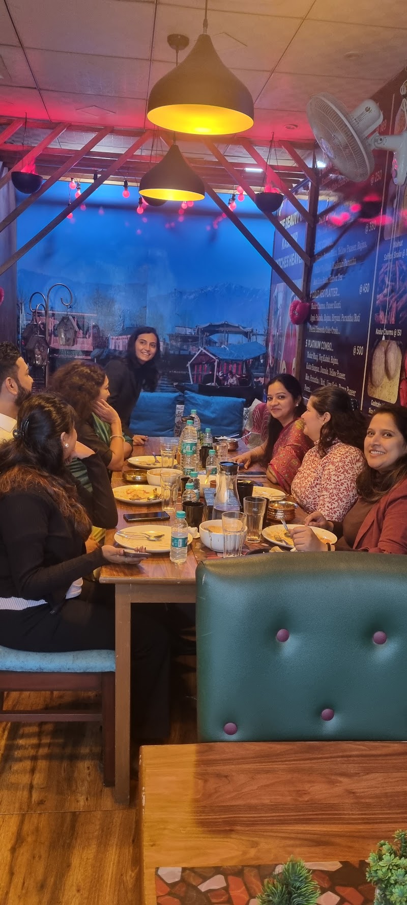 Maalyun Kashmiri Restaurant - Maalyun Kashmiri Restaurant Shop no 15 peach tree hotels sushant lok 1 C block Just a side, hdfc bank, to, Vyapar Kendra Rd, Block C, Sushant Lok Phase I, Kanahi, Gurugram, Haryana 122009, India