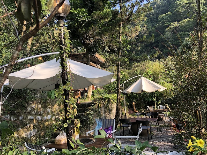 Longya Tea House - Longya Tea House, No. 24之2號, Lane 40, Section 3, Zhinan Rd, Zhinan Village, Wenshan District, Taipei City, Taiwan 116