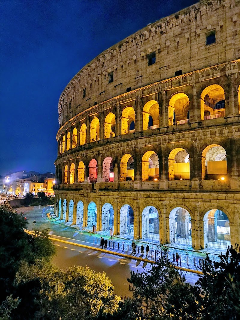 Colosseum - Colosseum P.za del Colosseo, 1, 00184 Roma RM, Italy
