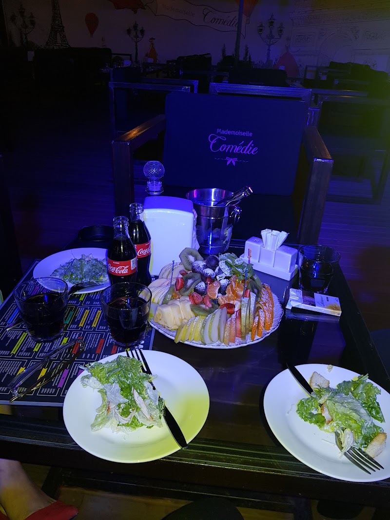 Sky Bar - Sky Bar, Zheltoksan St 142, Almaty 050000, Kazakhstan