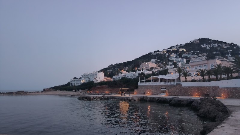 Es Caló de s'Alga - Es Caló de s'Alga, 07840 Santa Eulària des Riu, Balearic Islands, Spain