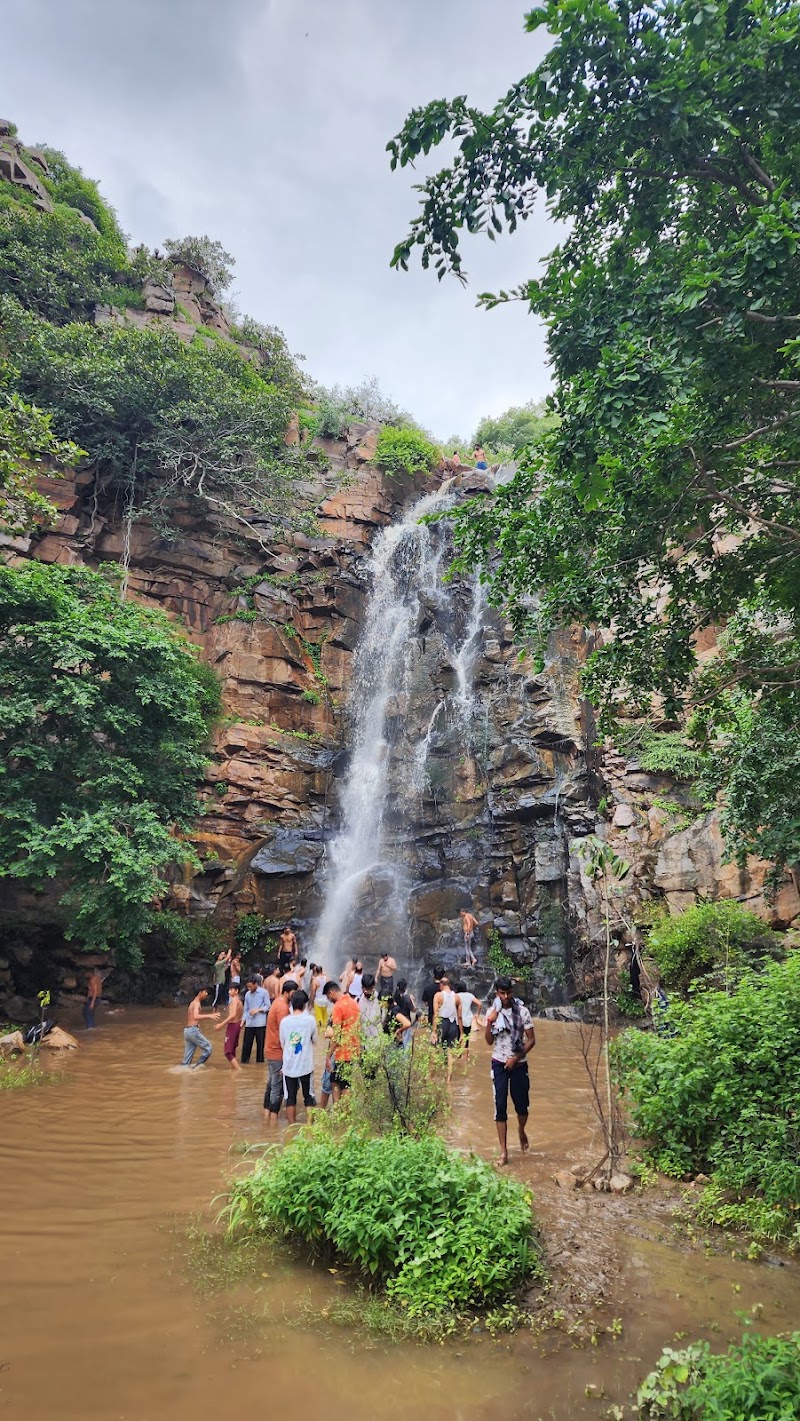 Hathni Kund - Hathni Kund XR5F+9CF, Jaipur, Rajasthan 302002, India