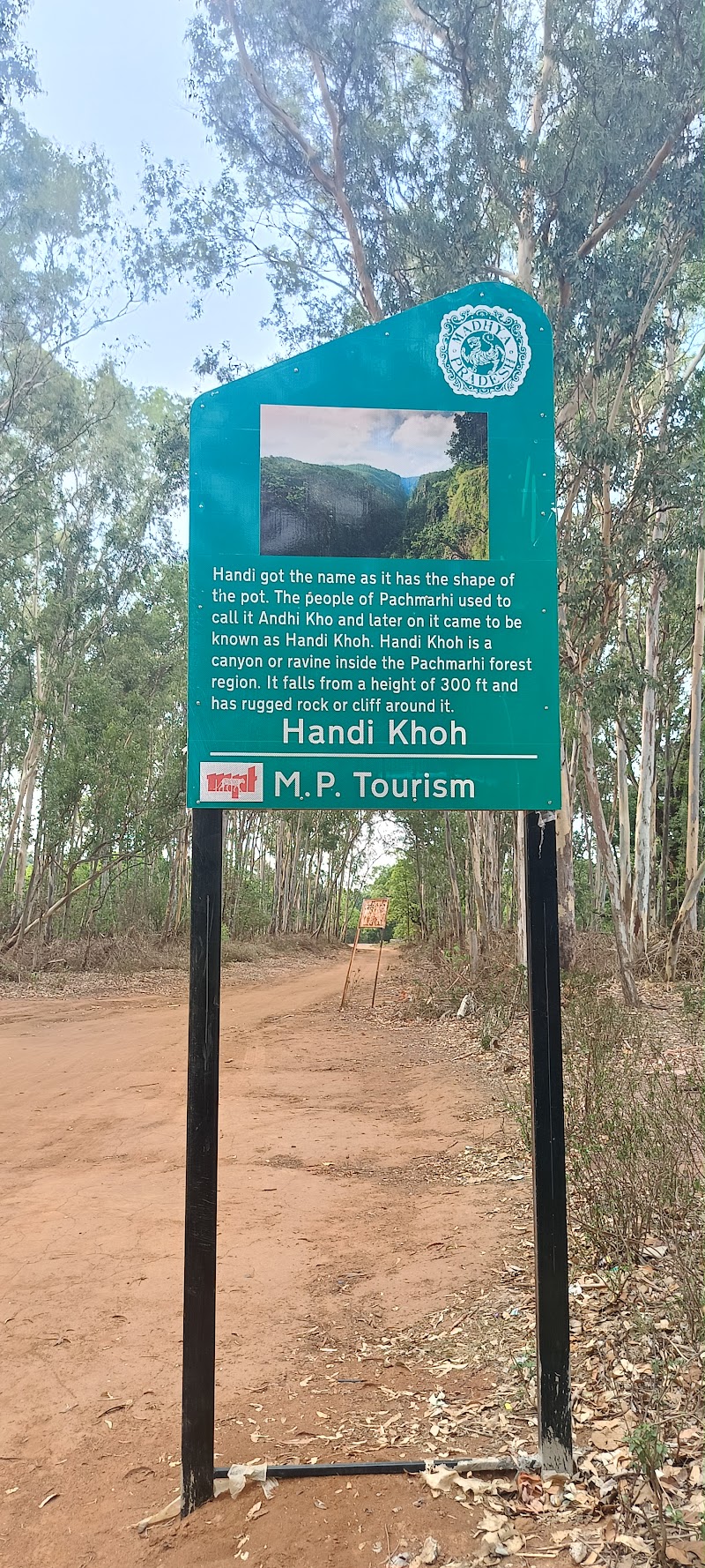 Handi Khoh, MP - Handi Khoh, MP CCQG+X2V, Pachmarhi Cantt, Madhya Pradesh 461881, India