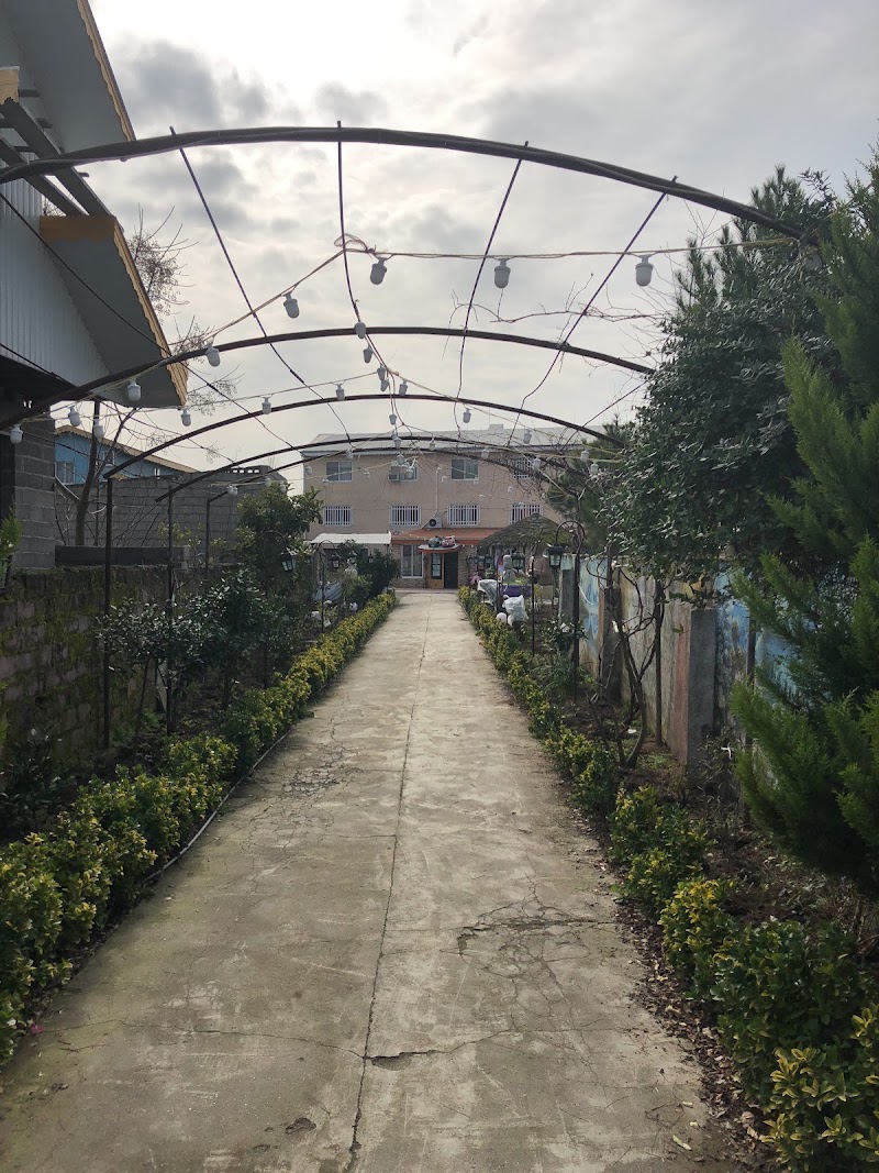 Andishan Vatan Green House - Andishan Vatan Green House, Gilan Province, Bandar Anzali, بندر انزلی-طالب آباد-خیابان امام رضا-بوستان15-پلاک 20آقای اسماعیل پوروطن، Talebabad St, Iran