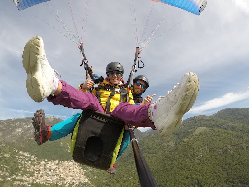 Parapendio biposto - Paragliding Tandem Flytheapennines - Parapendio biposto - Paragliding Tandem Flytheapennines, loc. pescatore, 02018 Poggio Bustone RI, Italy