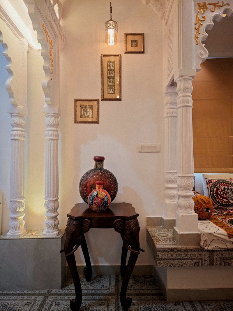 RAI K DAYAL HAVELI - RAI K DAYAL HAVELI 1/1998C, Dewali, Neemuch Kheda, Udaipur, Rajasthan 313004, India