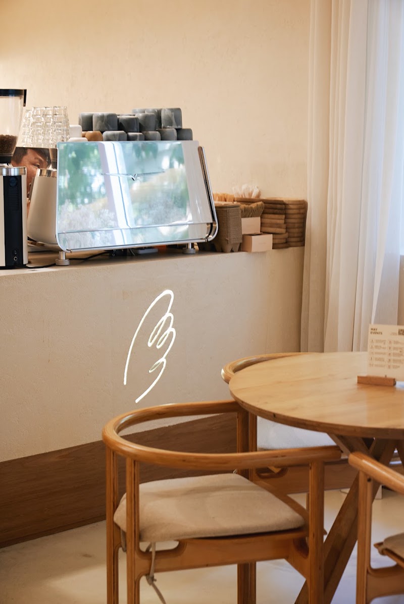 Angel Cakes Wellness Spot - Angel Cakes Wellness Spot, villa 23 - 136 Jumeira St - Jumeirah 1 - Jumeirah - Dubai - United Arab Emirates