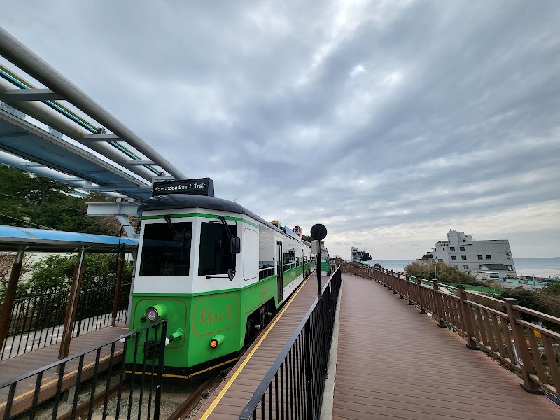 Haeundae Blueline Park - Cheongsapo Station - Haeundae Blueline Park - Cheongsapo Station South Korea, Busan, Haeundae, Cheongsapo-ro, 116 청사포정거장 2F