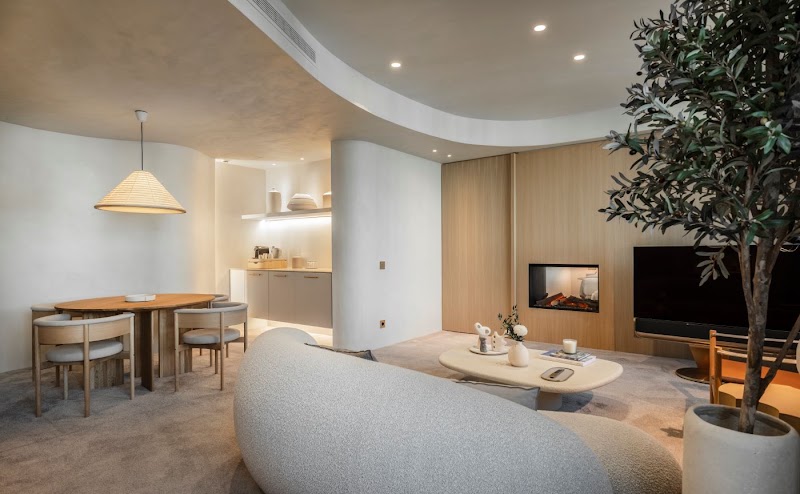 Hotel Carlemany Girona - Hotel Carlemany Girona Plaça Miquel Santaló i Pavor, 1, 17002 Girona, Spain