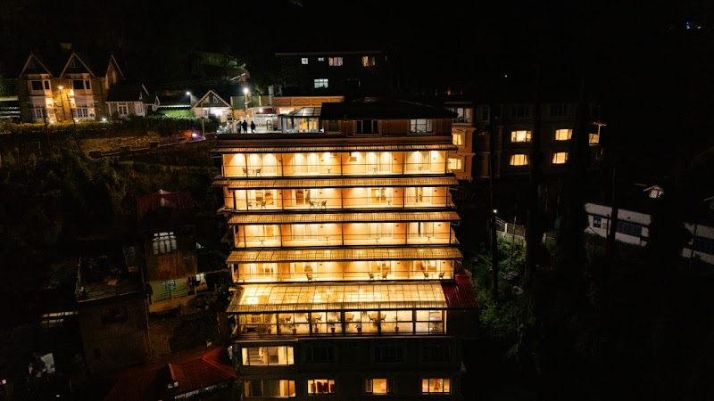 Hotel Tenzing Glory - 4 star hotel in Darjeeling - Hotel Tenzing Glory - 4 star hotel in Darjeeling, AJC Bose Road, 1 Lal Kothi Road, Gandhi Rd, opposite to Principal Secretary House, Rajbari, Darjeeling, West Bengal 734101, India