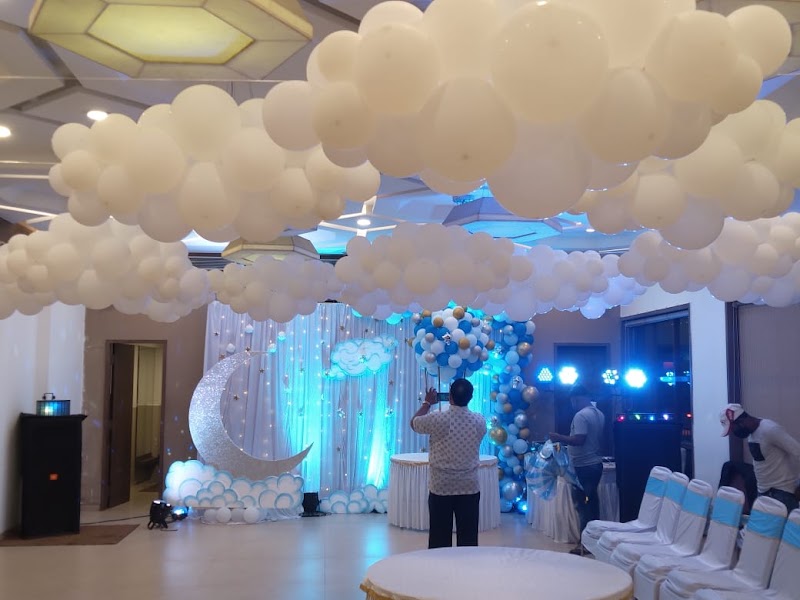 SHERA 2.0 Restaurant & Bar/ Varanda Banquets - SHERA 2.0 Restaurant & Bar/ Varanda Banquets Lal Bahadur Shastri Marg, opp. Mayuresh Srishti Complex, near Asian paints, Industrial Area, Bhandup West, Mumbai, Maharashtra 400078, India