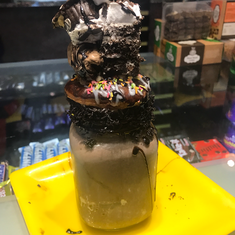 Naveen Juice and Ice Cream Parlour - Naveen Juice and Ice Cream Parlour 14, Marudhar Mridul Marg, Jaljog Circle, Sindhi Colony, Sector-E, Shastri Nagar, Jodhpur, Rajasthan 342003, India
