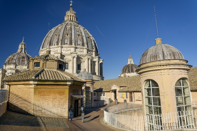 Tomb of Saint Peter - Tomb of Saint Peter, Piazza San Pietro, 00120 Città del Vaticano, Vatican City