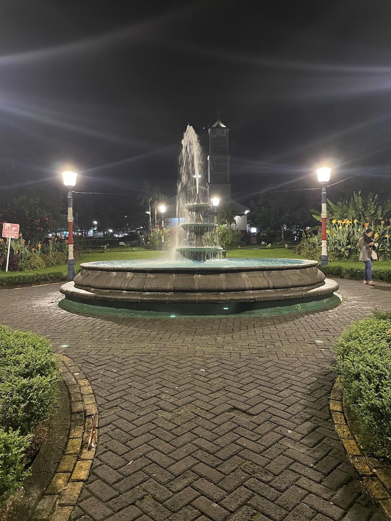 Parque de La Fortuna - Parque de La Fortuna, F9C3+MWH, C. 470, Provincia de Alajuela, La Fortuna, 21007, Costa Rica