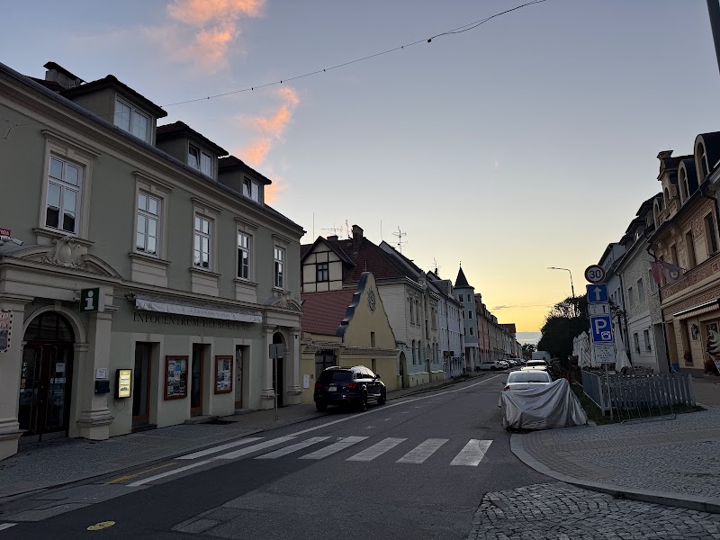 Infocentrum Hluboká - Infocentrum Hluboká, Zborovská 80/80, 373 41 Hluboká nad Vltavou, Czechia