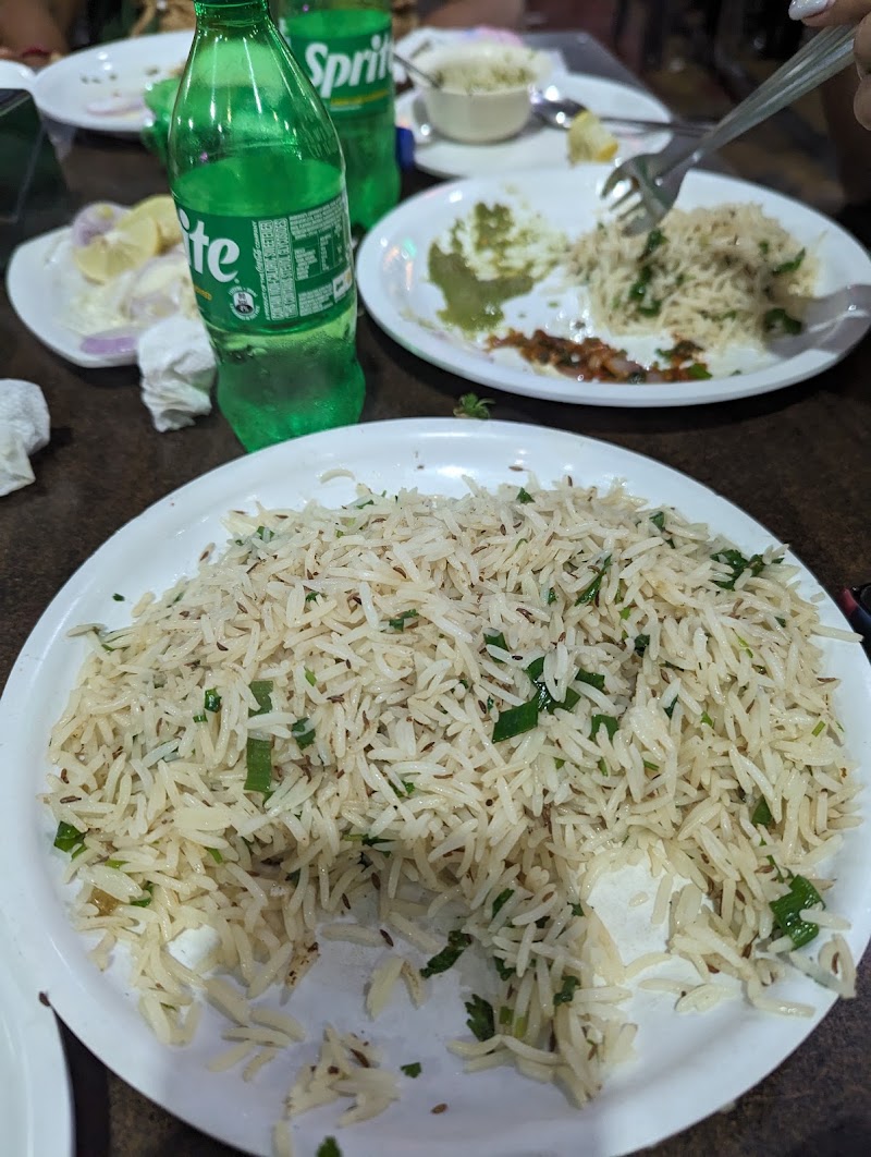 Mustak Tawa Fry - Mustak Tawa Fry, Faruki Chicken Center Nr. makhdum pura masjid, Sarbatiya Talav, Charpul-Lunsikui Rd, Charpul, Lunsikui, Navsari, Gujarat 396445, India