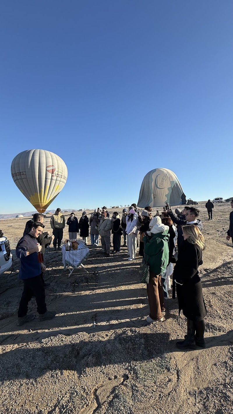 Brothers Balloon - Brothers Balloon, Aydınlı - Orta, Adnan Menderes Cd. No:24, 50180 Göreme/Nevşehir Merkez/Nevşehir, Türkiye