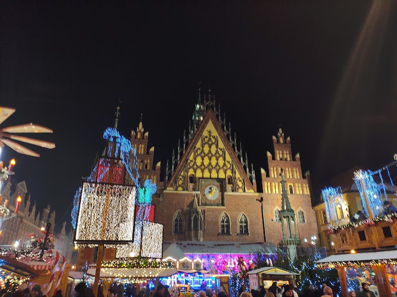 Muzeum Sztuki Mieszczańskiej - Muzeum Sztuki Mieszczańskiej Rynek Ratusz 1, 50-116 Wrocław, Poland