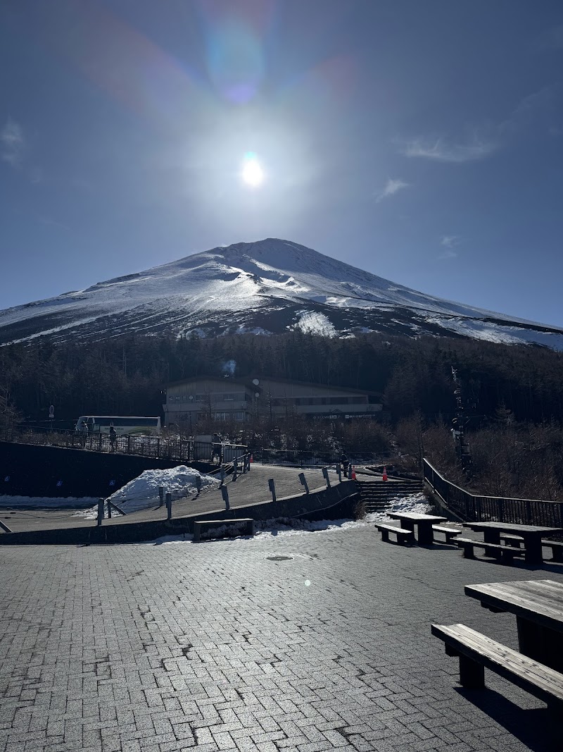 Mount Fuji 5th Station Tourism Association - Mount Fuji 5th Station Tourism Association, 2071-1 Funatsu, Fujikawaguchiko, Minamitsuru District, Yamanashi 401-0301, Japan