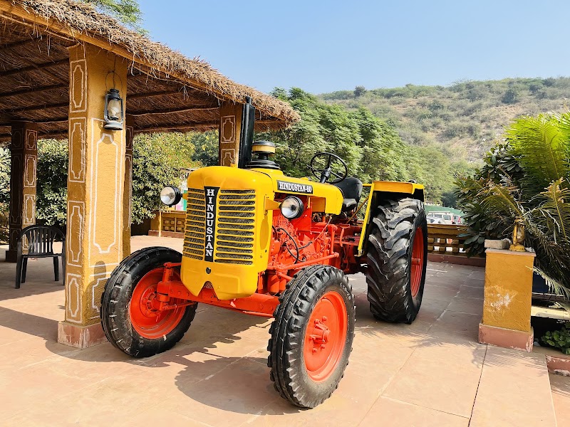Lohagarh Farms - Lohagarh Farms Village Gairatpur Baas, near Sohna Road, Badshahpur, Gurugram, Garat Pur Bas, Haryana 122101, India