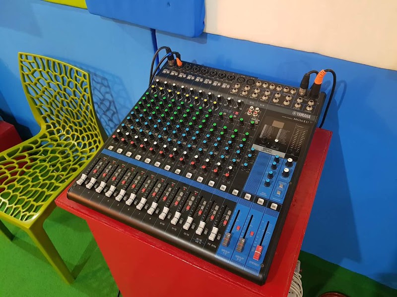 Jambox Jampad - Jambox Jampad, 3822, Cartarpuri Alias Daulatpur Nas, Sector 23, Gurugram, Haryana 122017, India