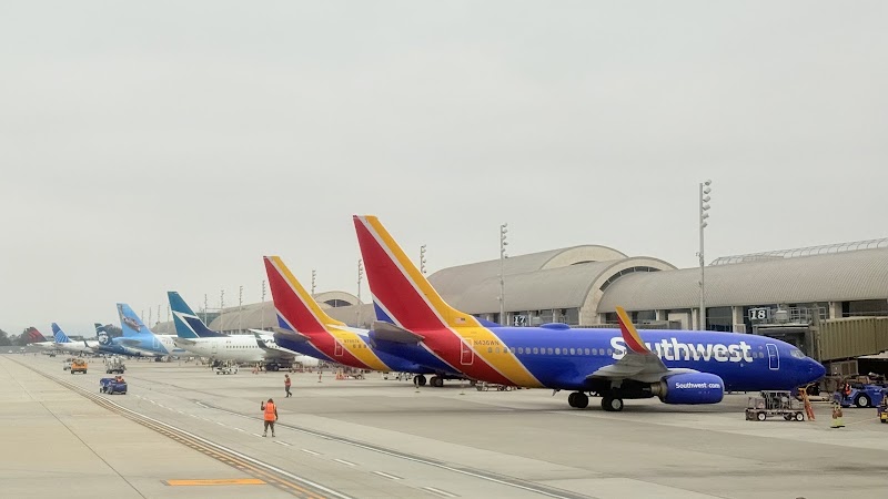 John Wayne Airport - John Wayne Airport 18601 Airport Way, Santa Ana, CA 92707, USA