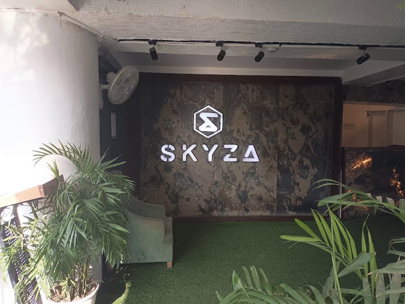 SKYZA Rooftop Lounge - SKYZA Rooftop Lounge Mangalam, Ambition Tower, Agrasen Cir, C Scheme, Ashok Nagar, Jaipur, Rajasthan 302001, India