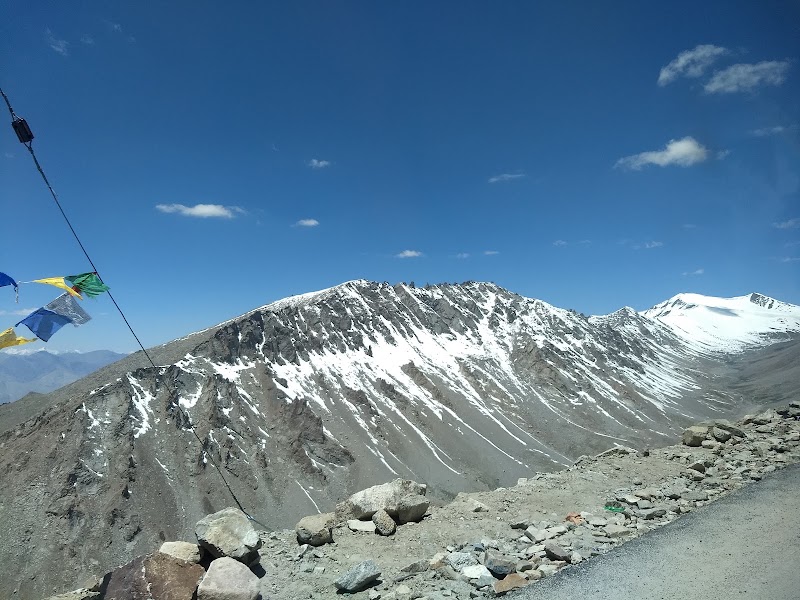 Khardung La Pass 5359M Altitude Leh Ladakh - Khardung La Pass 5359M Altitude Leh Ladakh CM33+RP6, Khardung, 194401