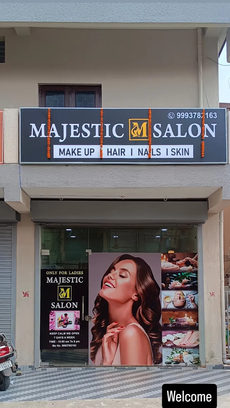 MAJESTIC SALON - MAJESTIC SALON dream palace hotel, road binind, near GC academy, Deepak Nagar, Malviya Nagar, Durg, Chhattisgarh 491001, India