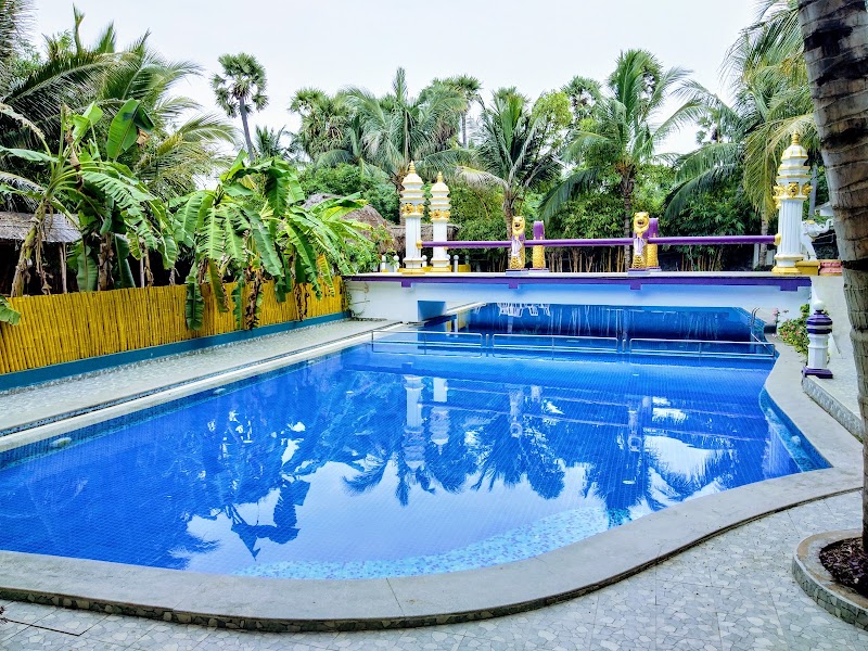 Tun L hotel house boat Resorts-Restaurant-Hotel-Mamallapuram - Tun L hotel house boat Resorts-Restaurant-Hotel-Mamallapuram No.1- E.C.R, Elanthoppu, near Tiger Cave, Mahabalipuram, Pattipulam, Tamil Nadu 603104, India