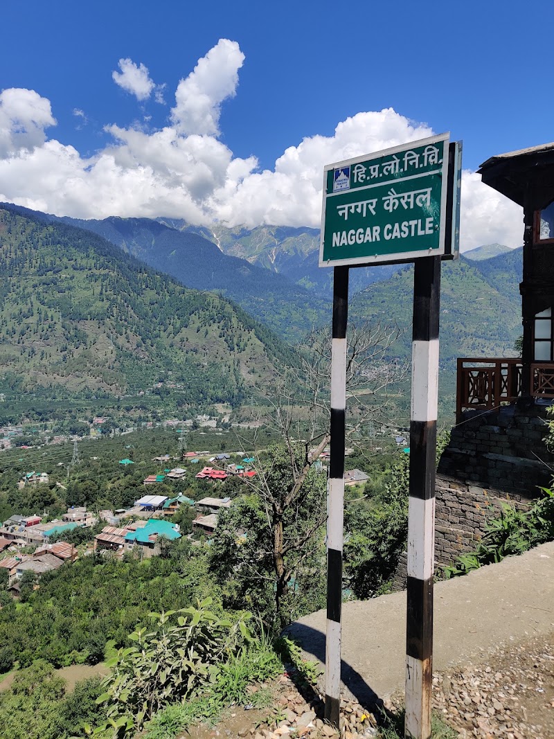 Naggar Castle - Naggar Castle Patlikuhal - Naggar Rd, Patlikuhal, Naggar, Himachal Pradesh 175130, India