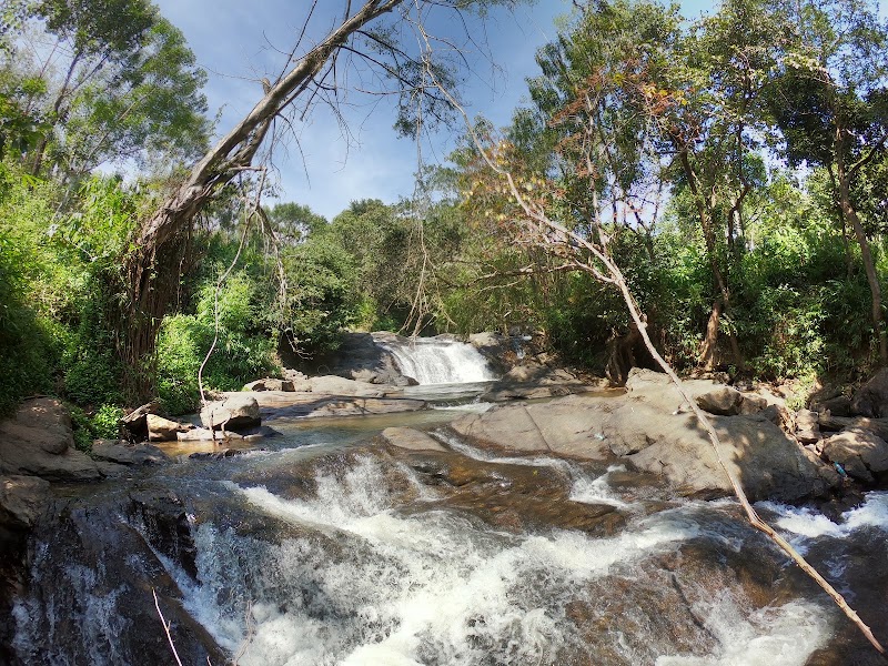 Abbe Gundi Falls - Abbe Gundi Falls 2M6C+96C, Devaladakere, Karnataka 573165, India