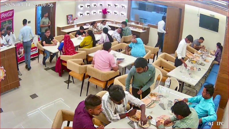 Shuddh Shree Pure Veg Family Restaurant - Shuddh Shree Pure Veg Family Restaurant A-6/7, Mahakal Vanijya Kendra, Cosmos Mall Rd, Nanakheda, Mahakal Vanijya, Ujjain, Madhya Pradesh 456010, India