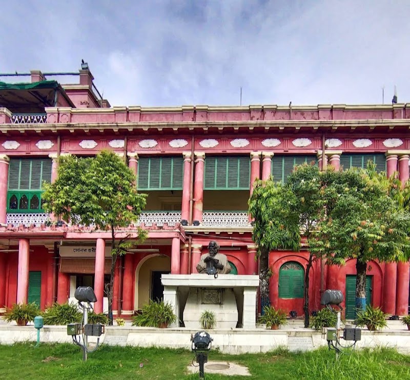 Jorasanko Thakurbari - Jorasanko Thakurbari Ganesh Talkies, 267, Rabindra Sarani, Raja Katra, Singhi Bagan, Jorasanko, Kolkata, West Bengal 700007, India