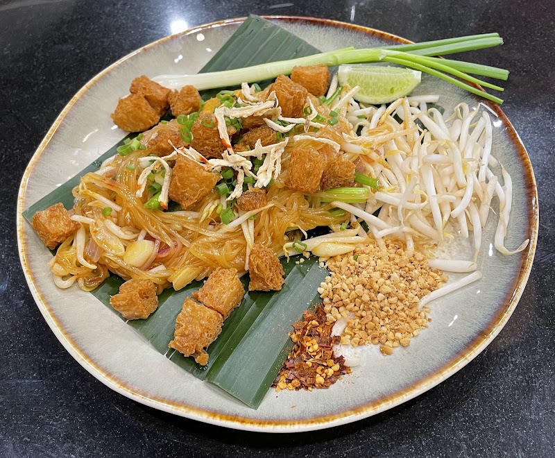 Kem-Kon Vegan Phahurat - Kem-Kon Vegan Phahurat 80 82 Tri Phet Rd, Khwaeng Wang Burapha Phirom, Khet Phra Nakhon, Krung Thep Maha Nakhon 10200, Thailand