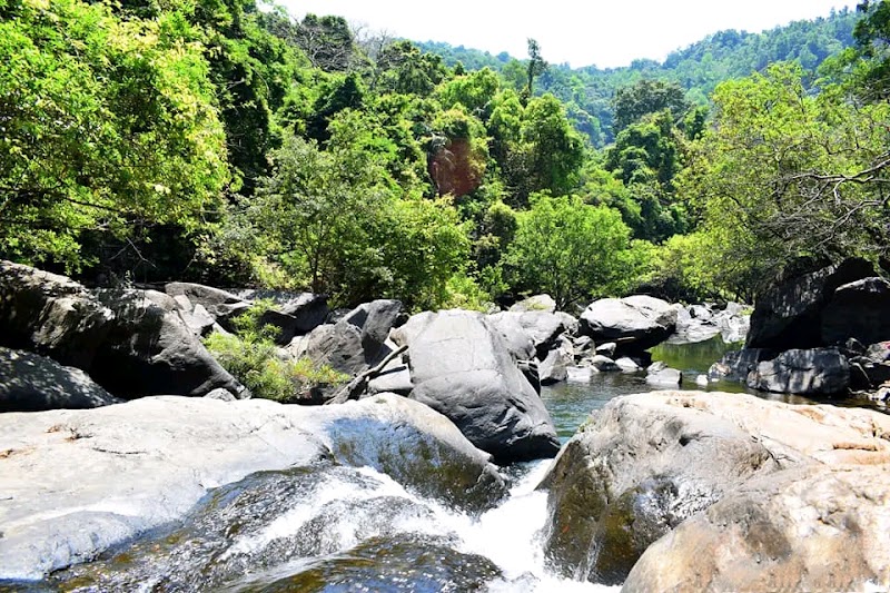 Dudhsagar Falls - Dudhsagar Falls Sonauli, Goa 403410, India