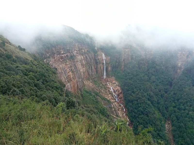 Wah-Kaba Falls - Wah-Kaba Falls 8P6M+J3F, Sohra, Meghalaya 793108, India