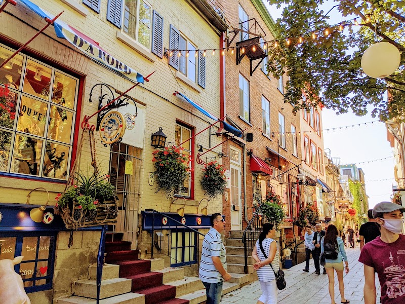 Funiculaire du Vieux-Québec - Funiculaire du Vieux-Québec, 16 Rue du Petit Champlain, Québec, QC G1K 4H4, Canada