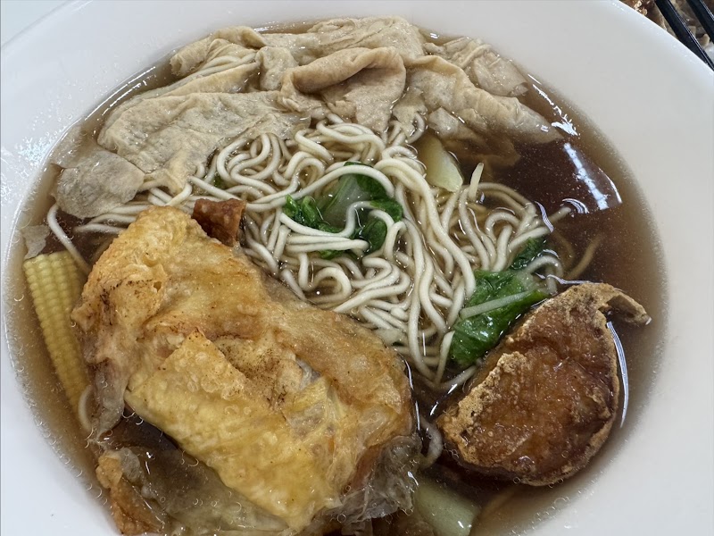 鴨川食堂蔬素食 - 鴨川食堂蔬素食 400, Taiwan, Taichung City, Central District, Guangfu Village, Pingdeng St, 18號1樓