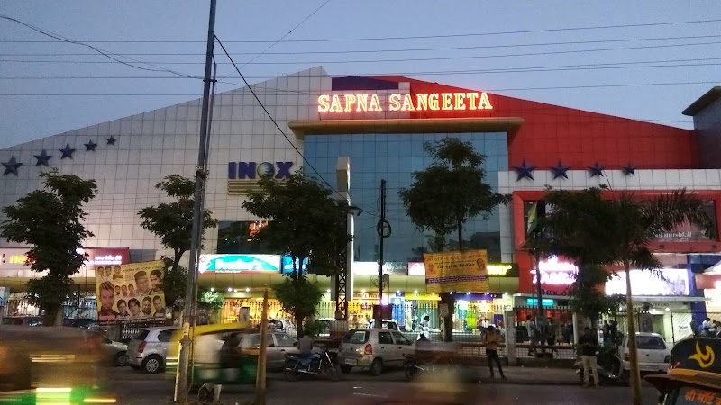 Sapna Sangeeta Lumiere - Sapna Sangeeta Lumiere Sapna Sangeeta Rd, Old Agarwal Nagar, Indore, Madhya Pradesh 452001, India