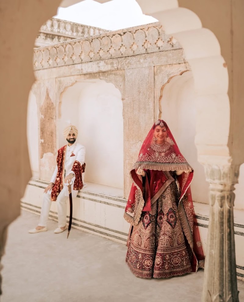 Aakash Textiles - pre wedding rental dress - Aakash Textiles - pre wedding rental dress Shop no. 57, 2nd Crossing, MSB Ka Rasta, Johri Bazar, Ghat Darwaza, Jaipur, Jaipur Nagar Nigam Area, Rajasthan 302013, India