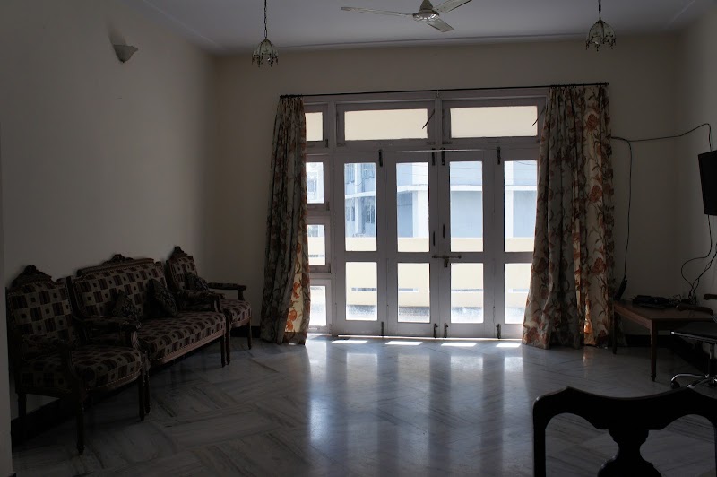 Kaza Guest House - Kaza Guest House 3-6-369/a/2, liberty, Street Number 1, Gagan Mahal, Domalguda, Himayatnagar, Hyderabad, Telangana 500029, India