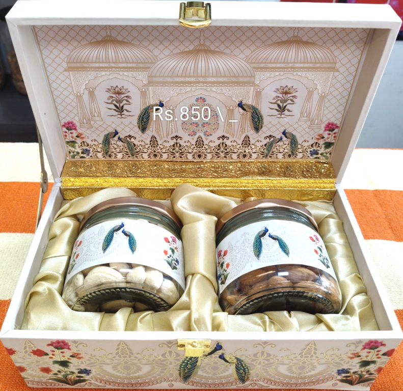 GUPTA DRY FRUITS & NAMKEENS - GUPTA DRY FRUITS & NAMKEENS 27, MKM Market Rd, Block G, Sushant Lok 2, Sector 57, Gurugram, Haryana 122011, India