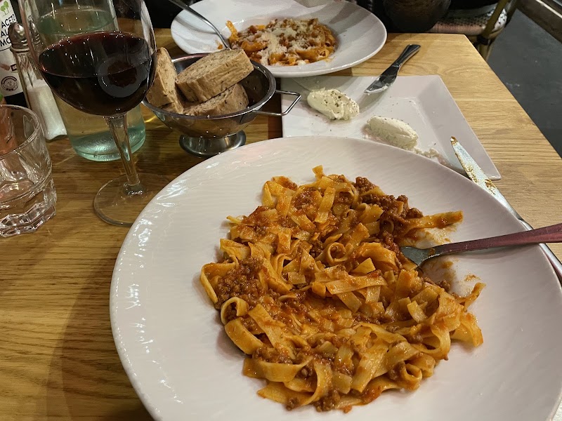 Tasca - Tasca 46 Av. de Suffren, 75015 Paris, France