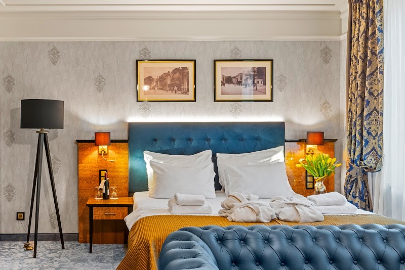 Hotel Diament Plaza Katowice - Hotel Diament Plaza Katowice Dworcowa 9-11, 40-012 Katowice, Poland