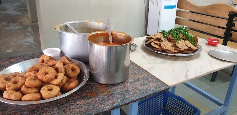 Pavithra Idli Hotel - Pavithra Idli Hotel, NH 48, near Karnataka Bank ATM, Kyathsandra Bus Stop, Kyathasandra, Tumakur, Karnataka 572104, India