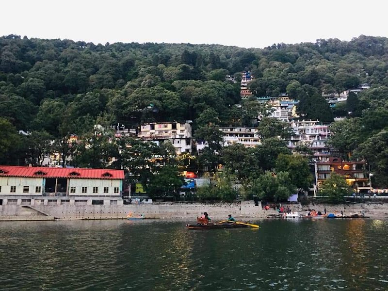 Hotel Mount N Mist Nainital - Hotel Mount N Mist Nainital, Kilarny Compund, Governor House Road, near Sherwood College, Ayarpatta, Slopes, Nainital, Uttarakhand 263001, India