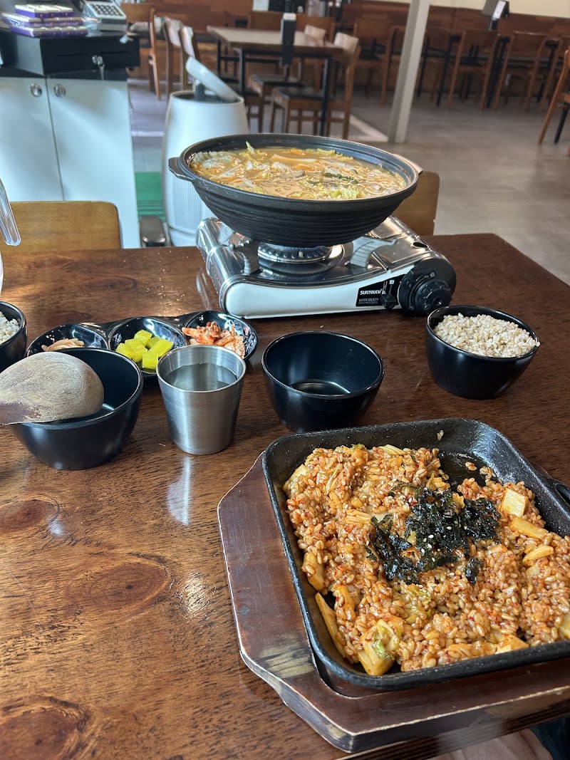 Vegan Kitchen - Vegan Kitchen 21 Toegye-ro 20-gil, Jung District, Seoul, South Korea